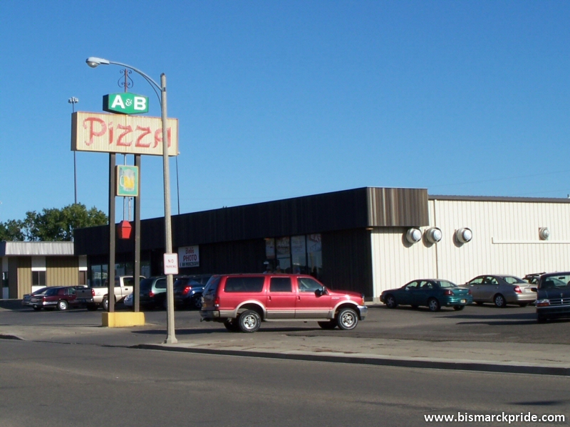 A & B Pizza (North Bismarck)